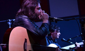 Il guagnanese Alfredo Quaranta durante un'esibizione con i Granma (foto Daniela Spagnolo)