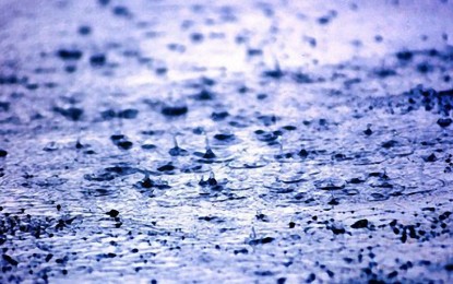 Allerta meteo per temporali e burrasche, domani le scuole di Guagnano e Salice rimarrano chiuse