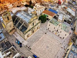 Il centro storico guagnanese dall'alto (foto Salvatore Marcucci)