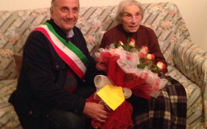 Guagnano festeggia i 100 anni di nonna Vincenza