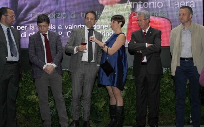 L’Arena di Verona ospiterà gratuitamente una degustazione dei vini del Salice. Ad annunciarlo é il primo cittadino Flavio Tosi